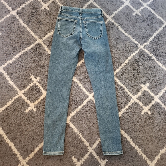 Topshop Jamie High Rise Jeans with knee rips in mid blue Size 25 - Picture 7 of 8